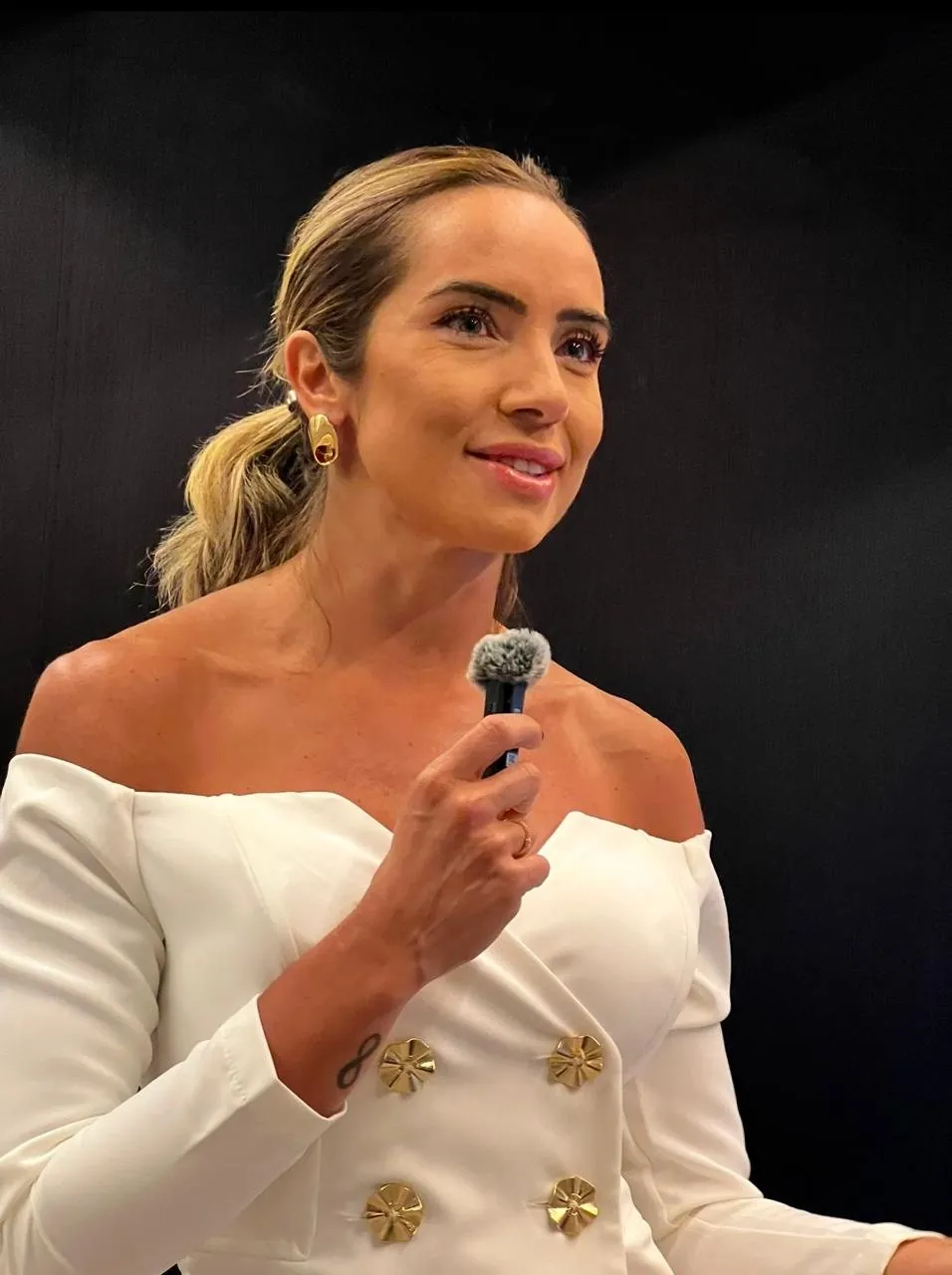 Andressa Langlois, retrato de palco